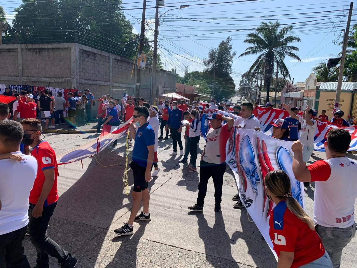¡Bonito ambiente! La fiesta de la Ultra Fiel en La Ceiba para el clásico Olimpia-Real España