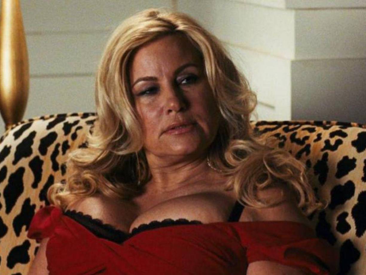 “Jugué mucho siendo una MILF y obtuve mucha acción sexual por American Pie. Hubo muchos beneficios al hacer esa película. Quiero decir, habría como 200 personas con las que nunca me habría acostado”, indicó a Variety.