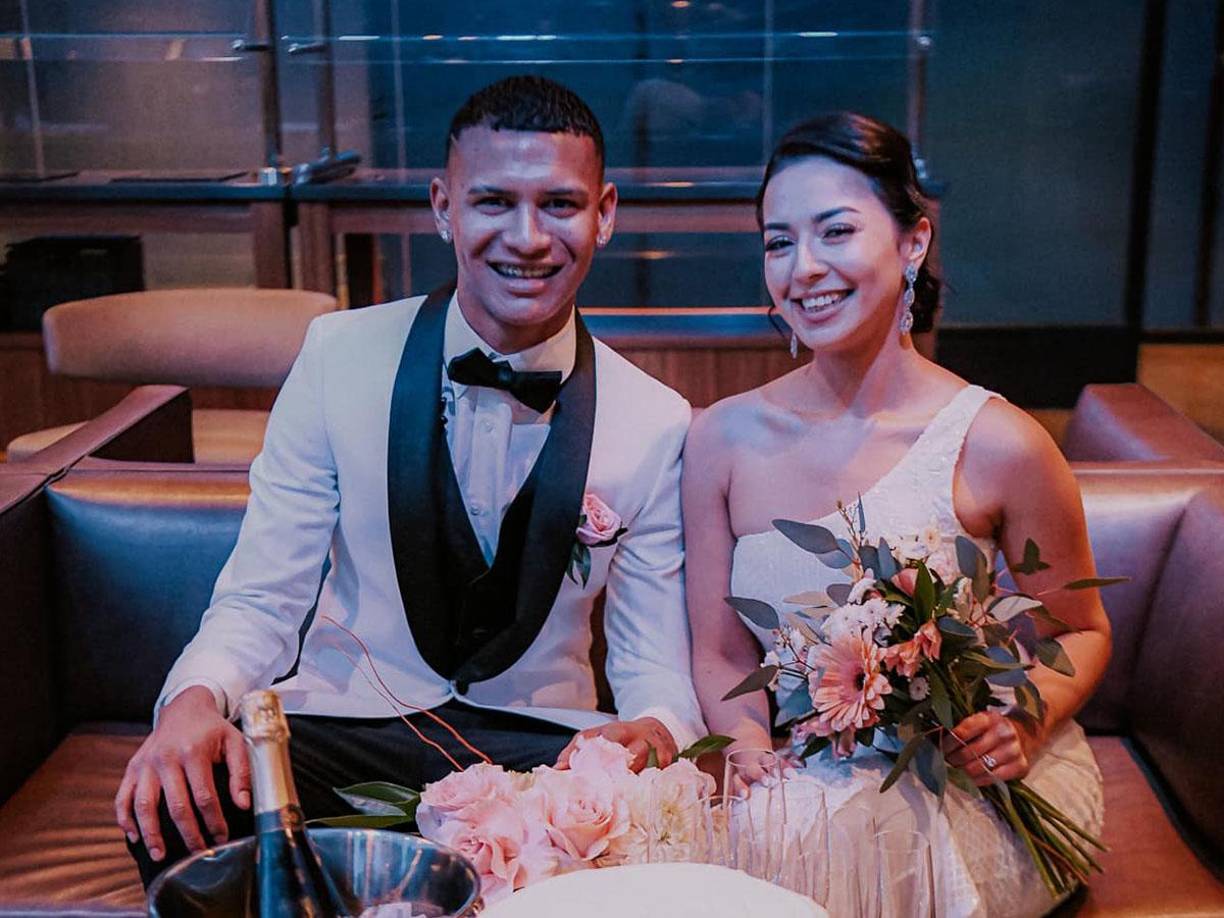 La sampedrana Daniella Zavala es la chica con la que se casó el centrocampista hondureño Kervin Arriaga. 