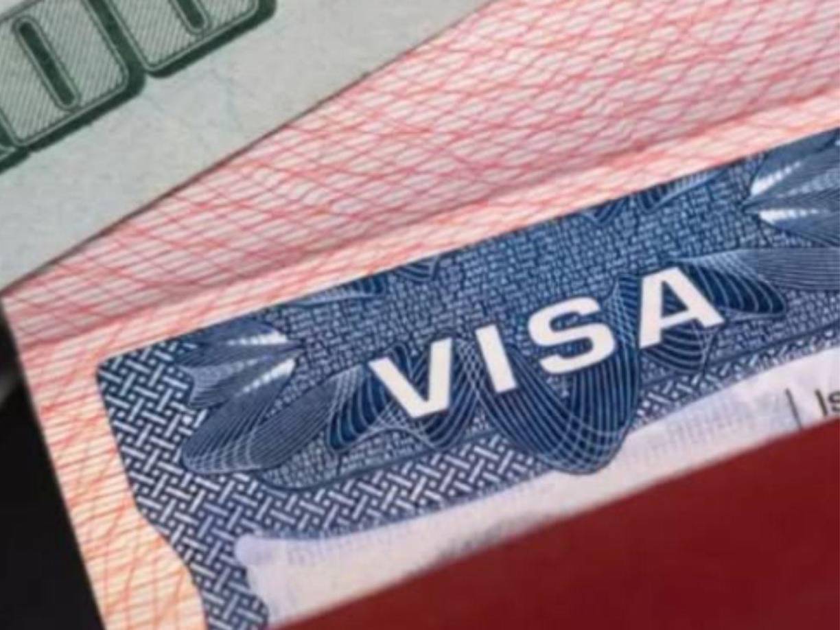 El <b>beneficio </b>estará dirigido a personas que se encuentren dentro de las siguientes categorías: <b>Visas diplomáticas y oficiales, Visas de tránsito y misiones especiales</b>, <b>Visas para programas de intercambio educativo y cultural y algunas exenciones adicionales.</b>