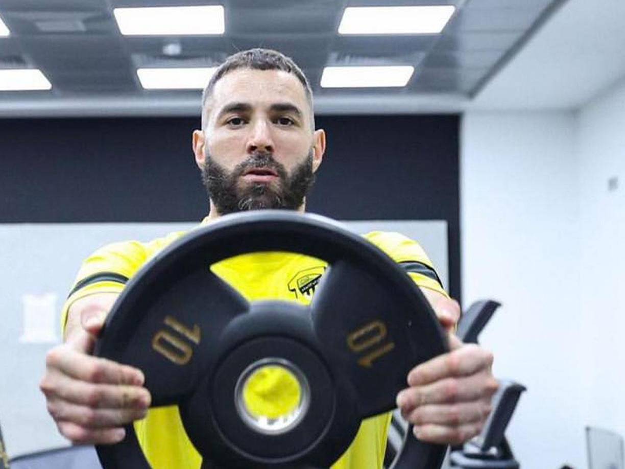 El delantero francés el principal señalado por los aficionados de Al-Ittihad por dos motivos: la inversión que hizo el club para traer al Balón de Oro en ese momento y sus estadísticas personales están lejos de lo que se esperaba de un jugador de su talla.