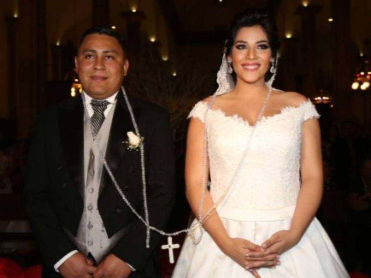 La presentadora Carolina Lanza y Marvin Fuentes contrajeron matrimonio el 5 de marzo de 2016. 