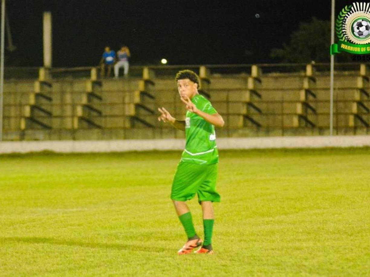 El suceso tuvo lugar en una solitaria calle de West End.