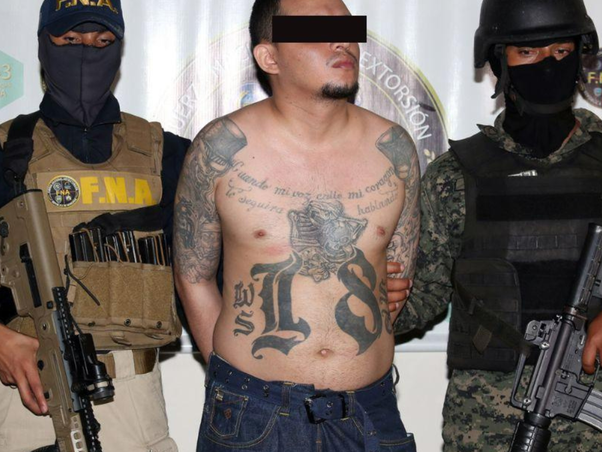 Trece de los capturados son de nacionalidad hondureña, uno es paraguayo y otro español.