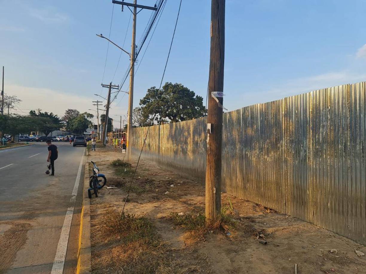 Guzmán detalló que en las próximas horas podría presentarse la Fiscalía en el palacio municipal como parte de la investigación. Cabe mencionar que no existe un contrato entre ambas partes y que todo fue por medio de mensajes y llamadas.