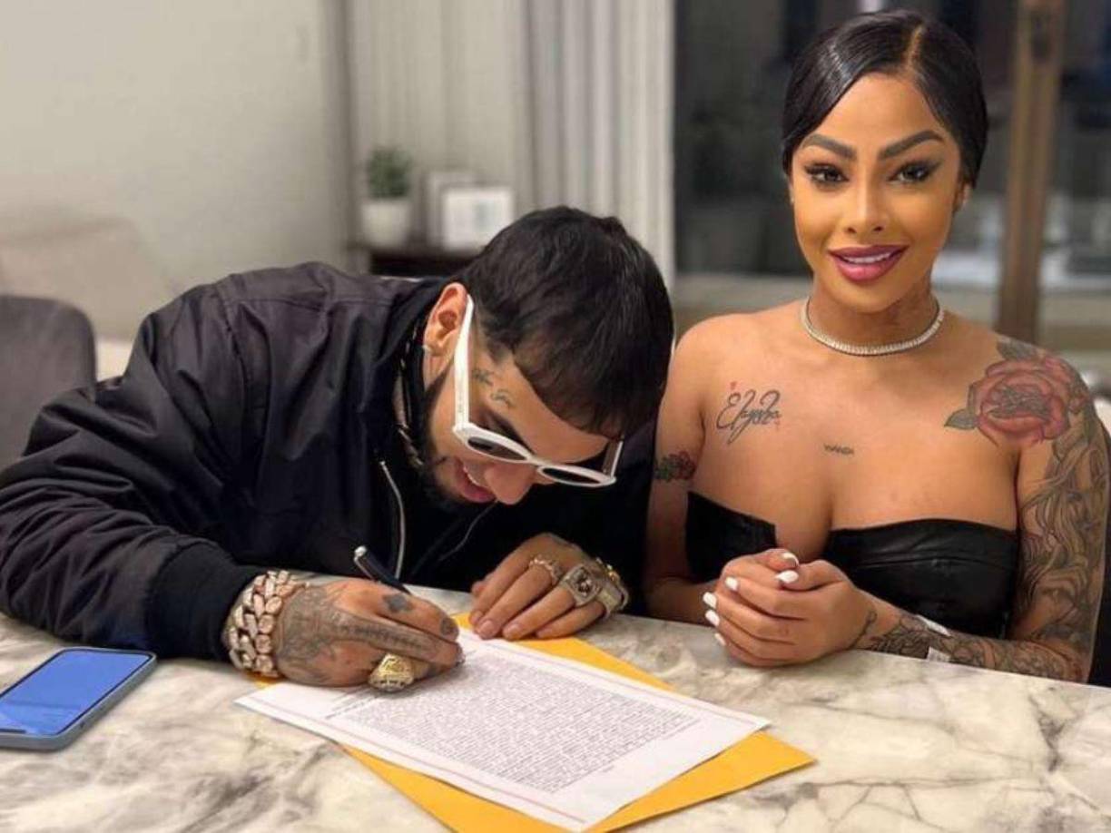 En un explosivo reportaje, el paparazzi español Jordi Martín reveló imágenes de la exmujer de Anuel AA ingresando al hotel de Santo Domingo, República Dominicana, donde supuestamente tuvo un encuentro con el rapero mexicoamericano.