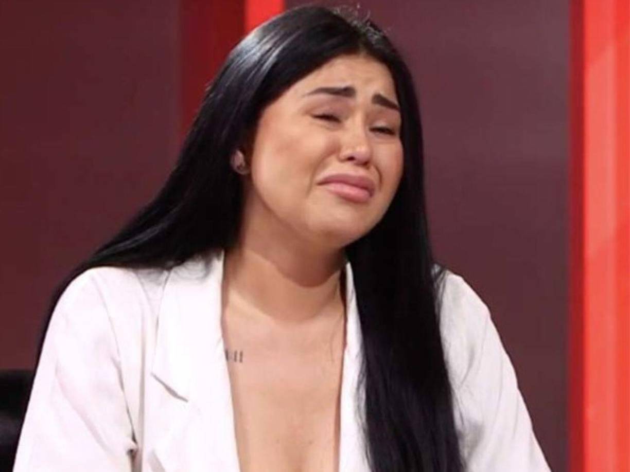 Gomita expresó que tras sufrir esta ITS, tuvo depresión por la culpa y vergüenza que sentía de padecerla. “Me espanté mucho. Me dio mucha vergüenza y no quise contárselo ni a mi mamá”, agregó mientas recibía el apoyo de sus compañeros al contarlo.