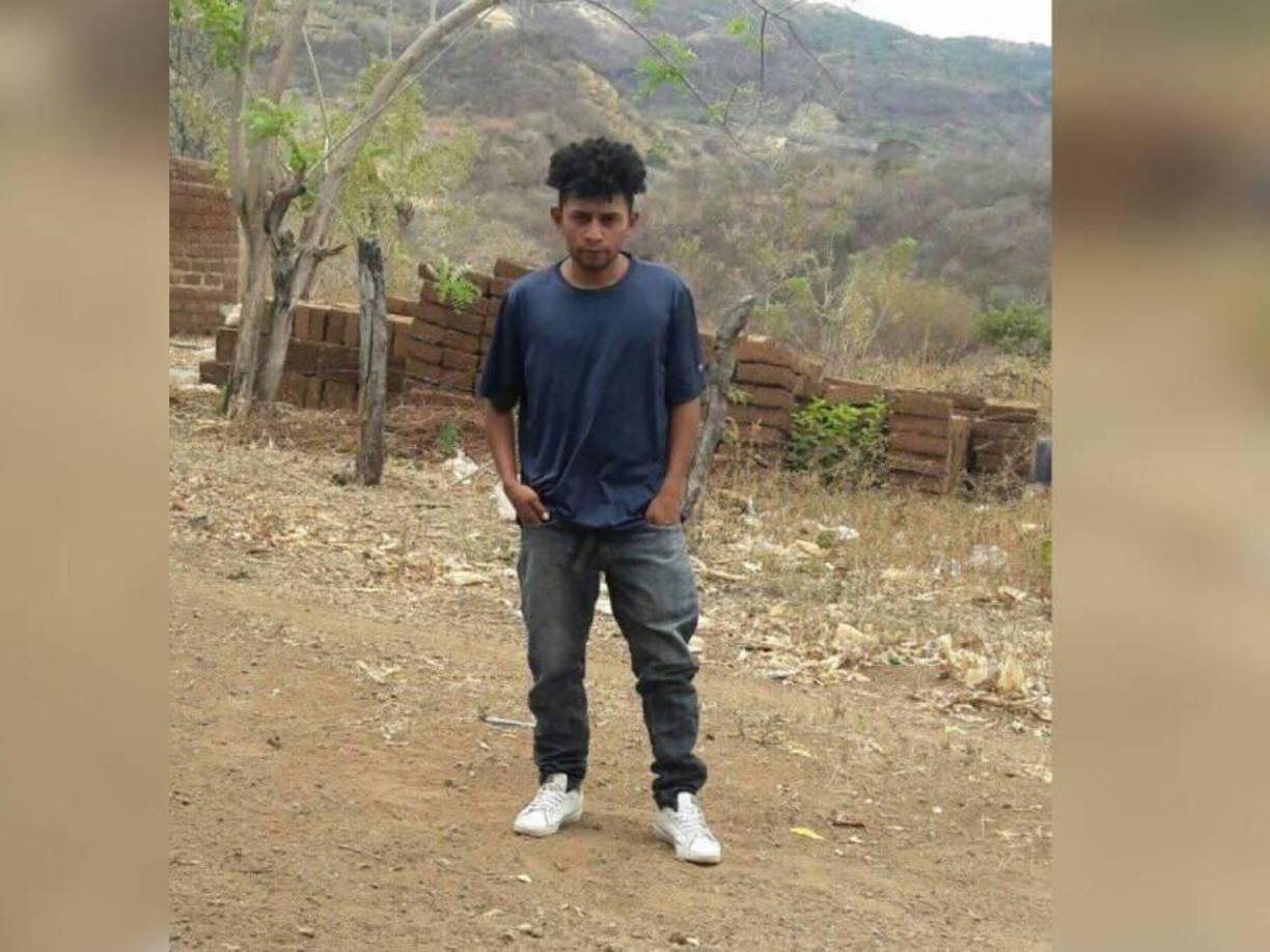El cuerpo de Jairo fue retirado por forenses y posteriormente trasladado a la morgue de Tegucigalpa para su respectiva autopsia.