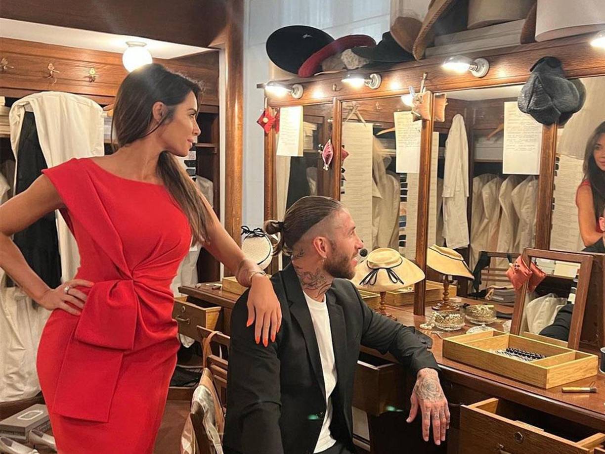 La ausencia de la modelo en la gala de los Grammy Latinos, a la que sí acudió el ex del Real Madrid acompañado de su hermana, levantó las primeras sospechas sobre la mala situación entre ambos tras más de 11 años de relación.