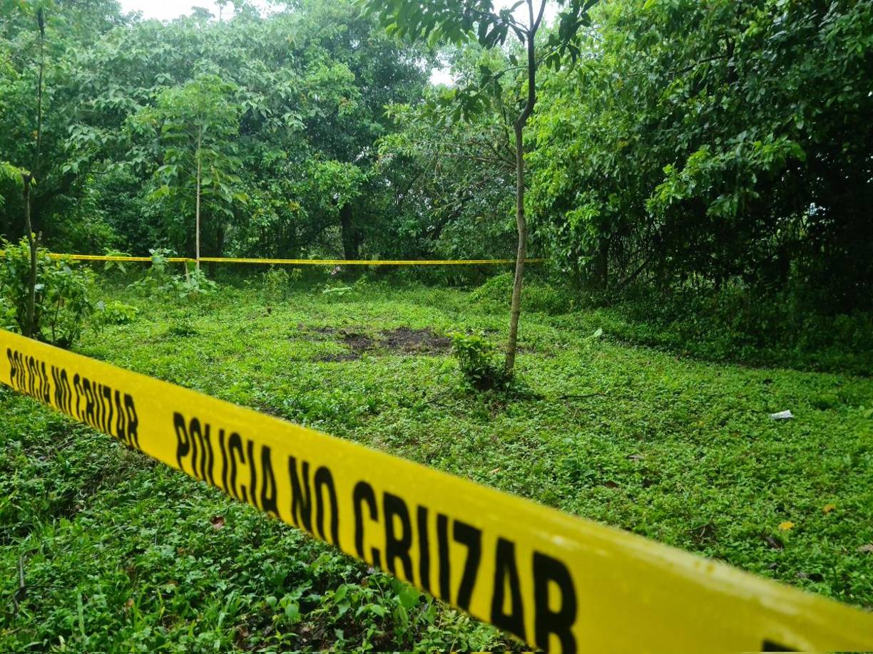 Fueron identificadas como Heidy Flores (madre) y Jennifer Flores (nueve meses de edad). 