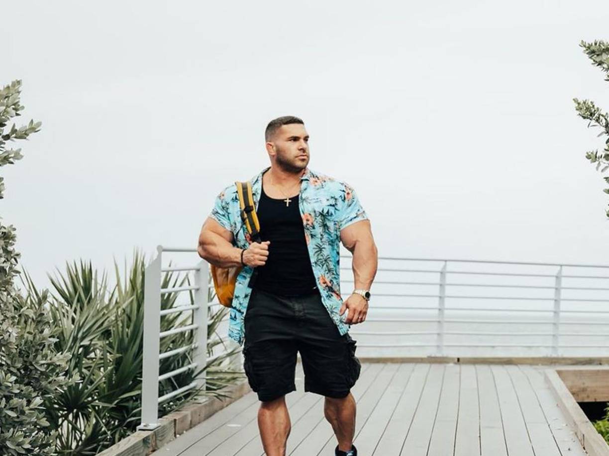 “No sólo me das una razón para ser fuerte, sino que me haces más fuerte. Es difícil explicar la confianza que te puede dar saber que sin importar el resultado de la vida, la persona que más amas siempre estará a tu lado”, fueron sus palabras en honor a su pareja.