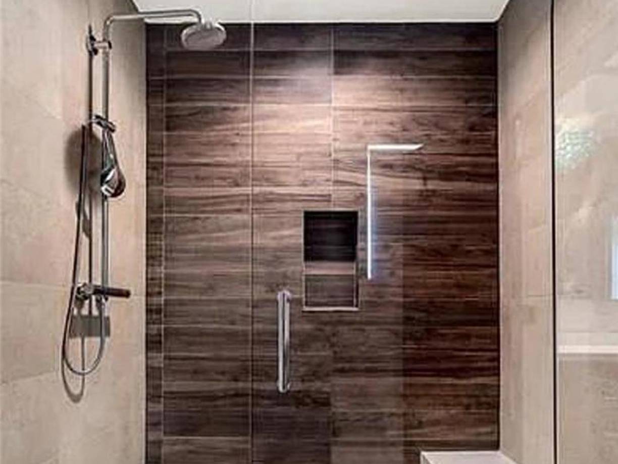 Uno de los baños de la propiedad comprada por Lionel Messi.