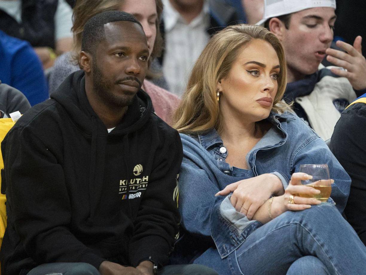 El diario “The Sun” reporta que el supuesto anillo de compromiso podría tener un valor estimado en 1 millón de dólares. 