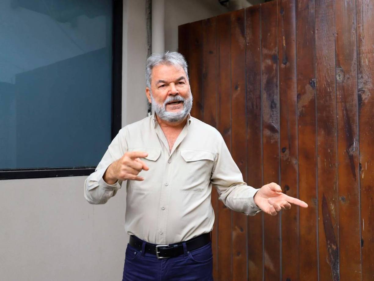 “No se trata de construir por construir, estamos claros que la ciudad tiene puntos críticos con el tráfico y este es uno de ellos en la salida y entrada sur de la ciudad”, amplió el edil sampedrano.