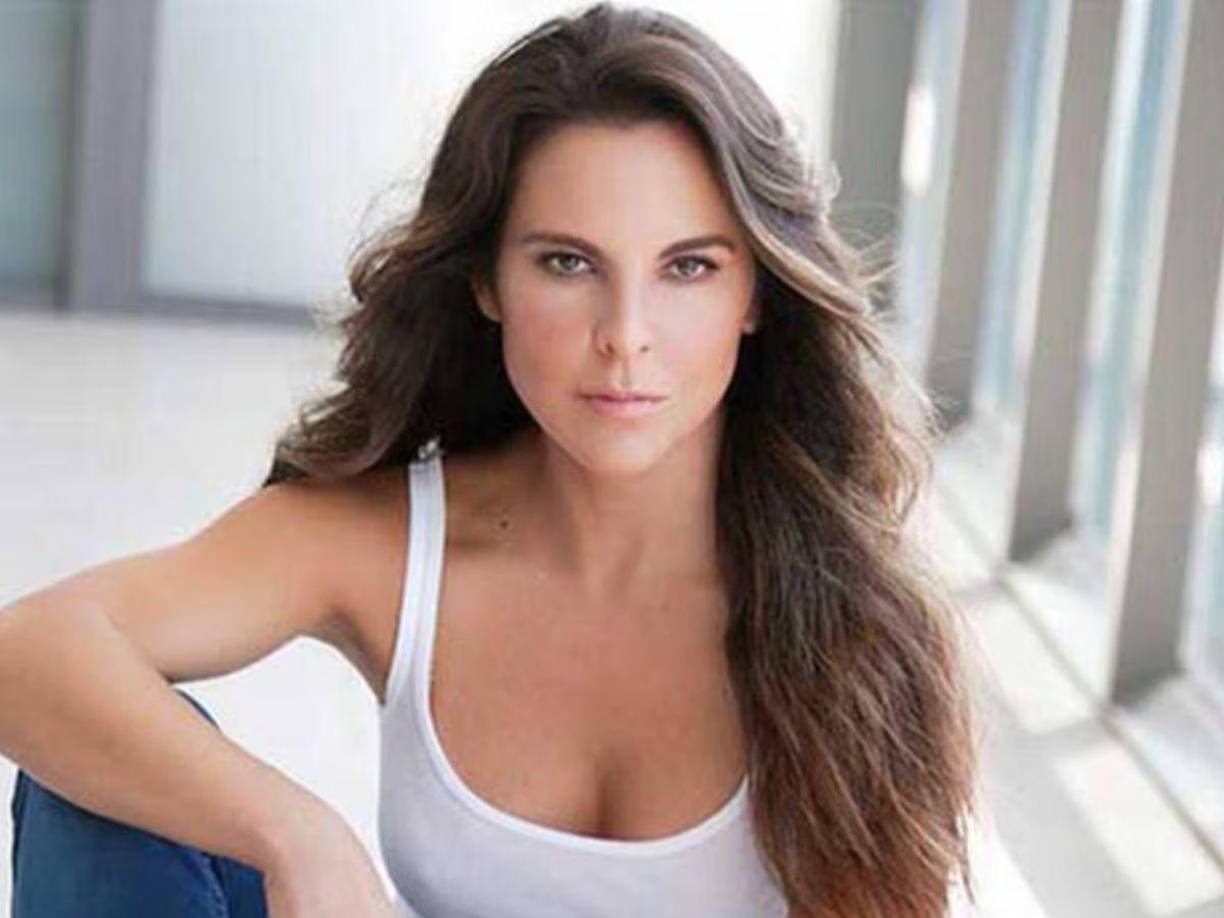 Fue hasta que presentaron sus contactos su verdadera identidad como los abogados de Joaquín ‘El Chapo’ Guzmán, que ella se interesó por el proyecto que le ofrecían: contar la historia del famoso líder de uno de los cárteles más poderosos de México, entonces encarcelado.