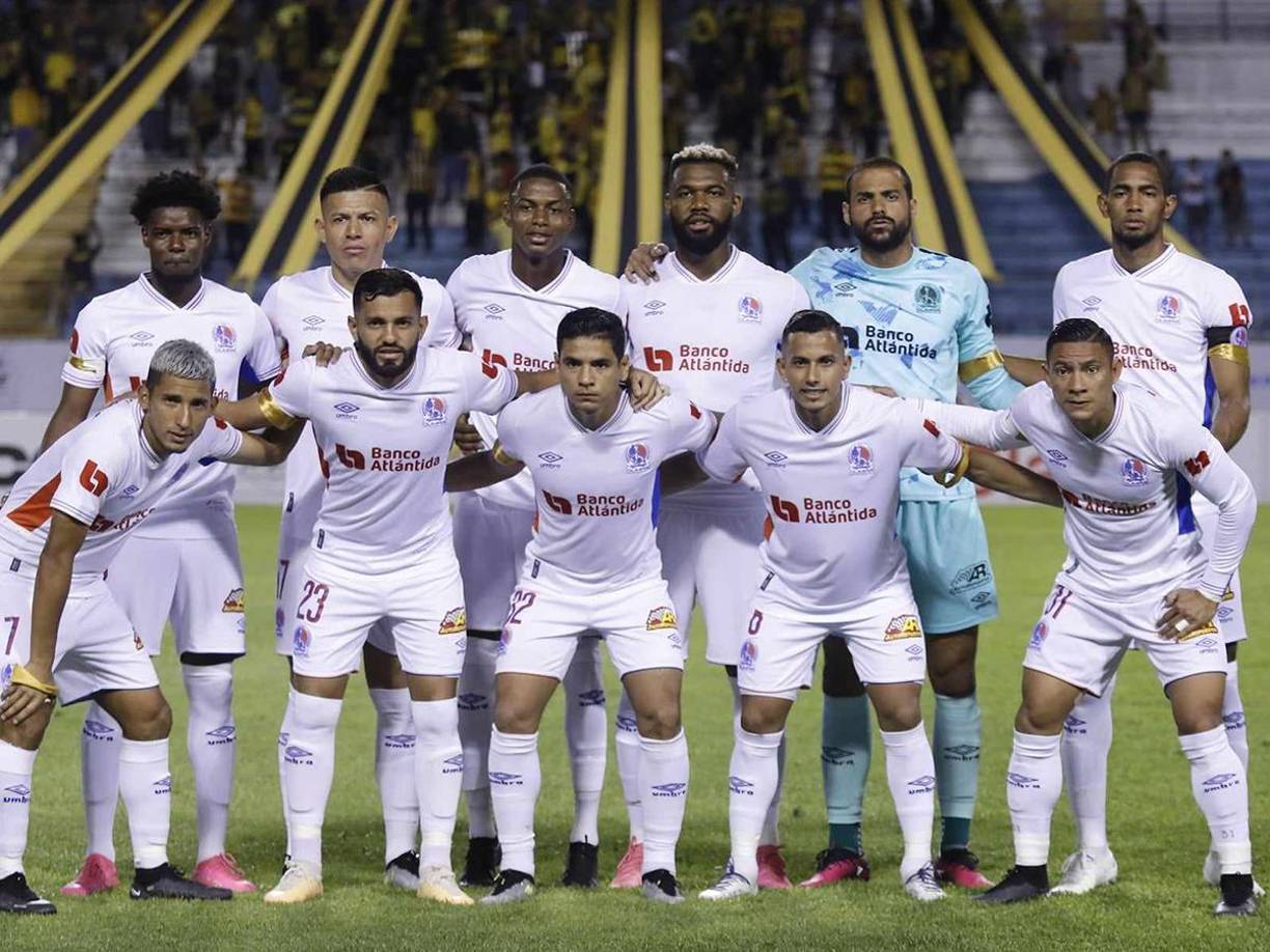 El 11 titular del Olimpia que mandó a la cancha Pedro Troglio para el clásico ante Real España.