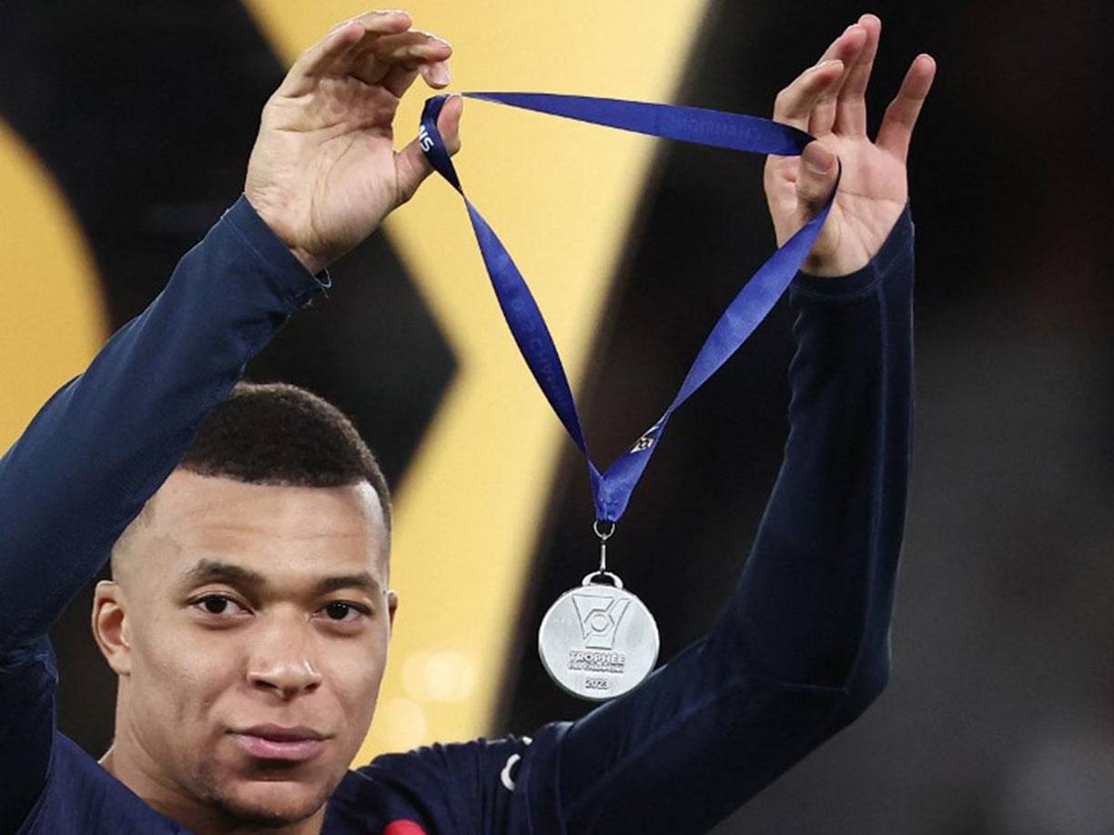 Según el conductor de El Chiringuito, Josep Pedrerol, el Real Madrid ha puesto condiciones específicas para la eventual llegada de Mbappé. 
