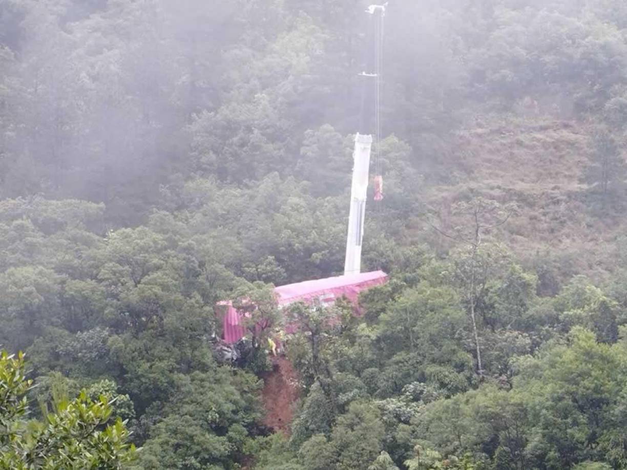Un hombre de 30 años, conductor de la rastra implicada en el accidente, también fue trasladado al Hospital São José. Ya fue dado de alta este lunes por la mañana y será interrogado por la policía brasileña para aclarar todo lo ocurrido.