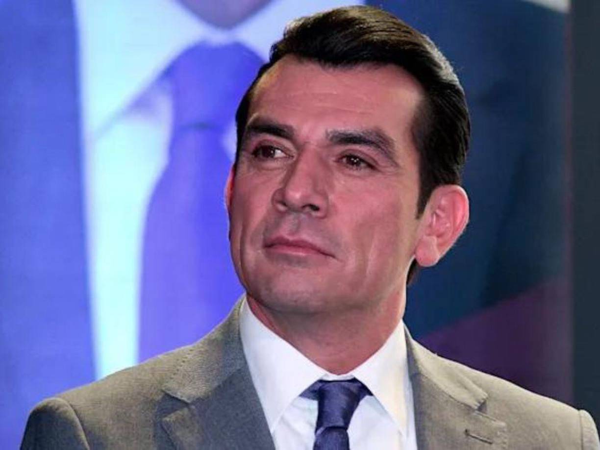 Cansado de los rumores y especulaciones, el propio histrión ha aclarado a qué se debe su notaria pérdida de peso.