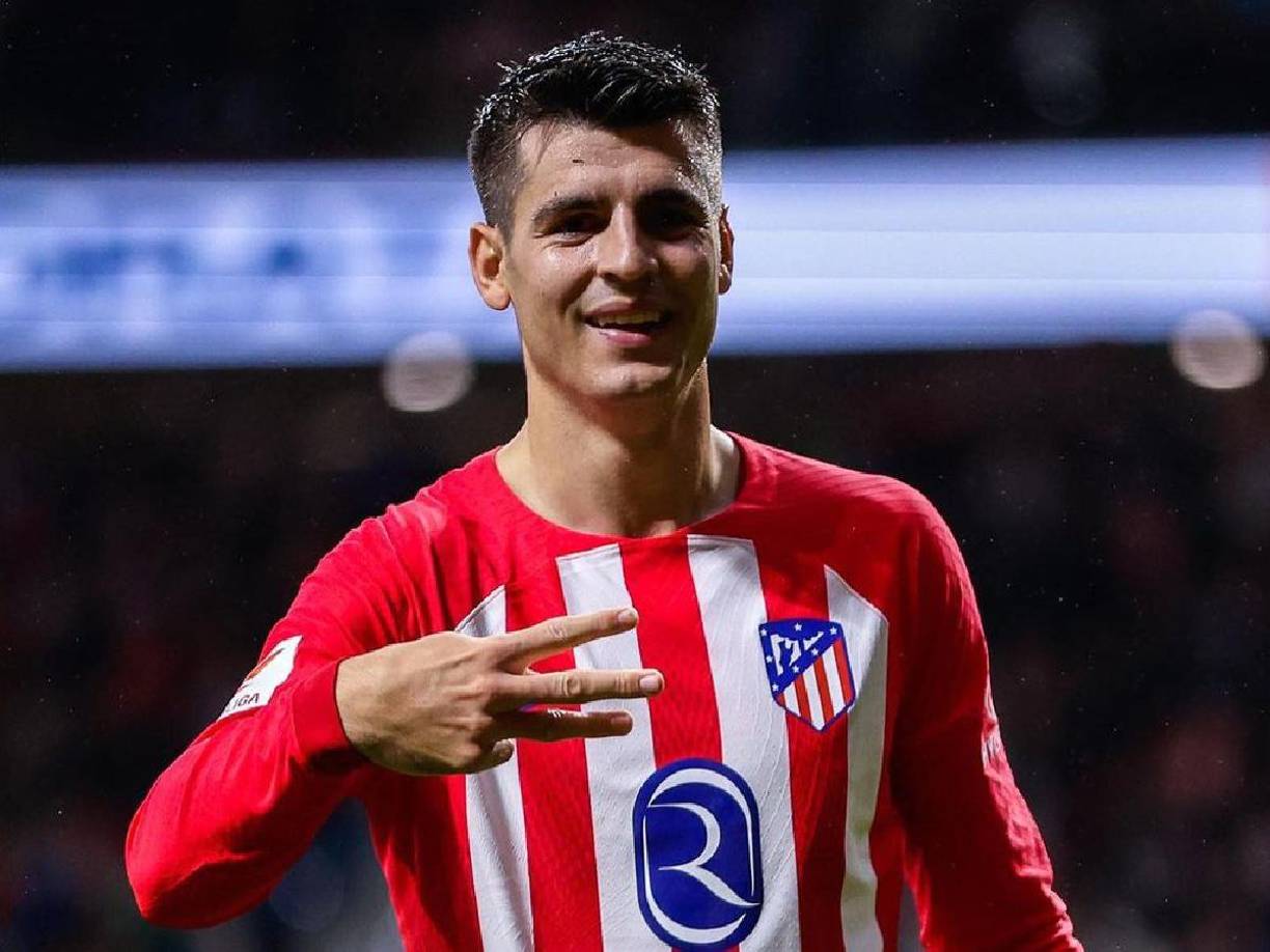 Álvaro Morata dejó su futuro por los aires en diálogo con Marca. “¿Salir? Depende. El año pasado tuve una reunión con el entrenador y al final las cosas van de un modo o de otro. Seguro que habrá cosas”, dijo el delantero del Atlético.