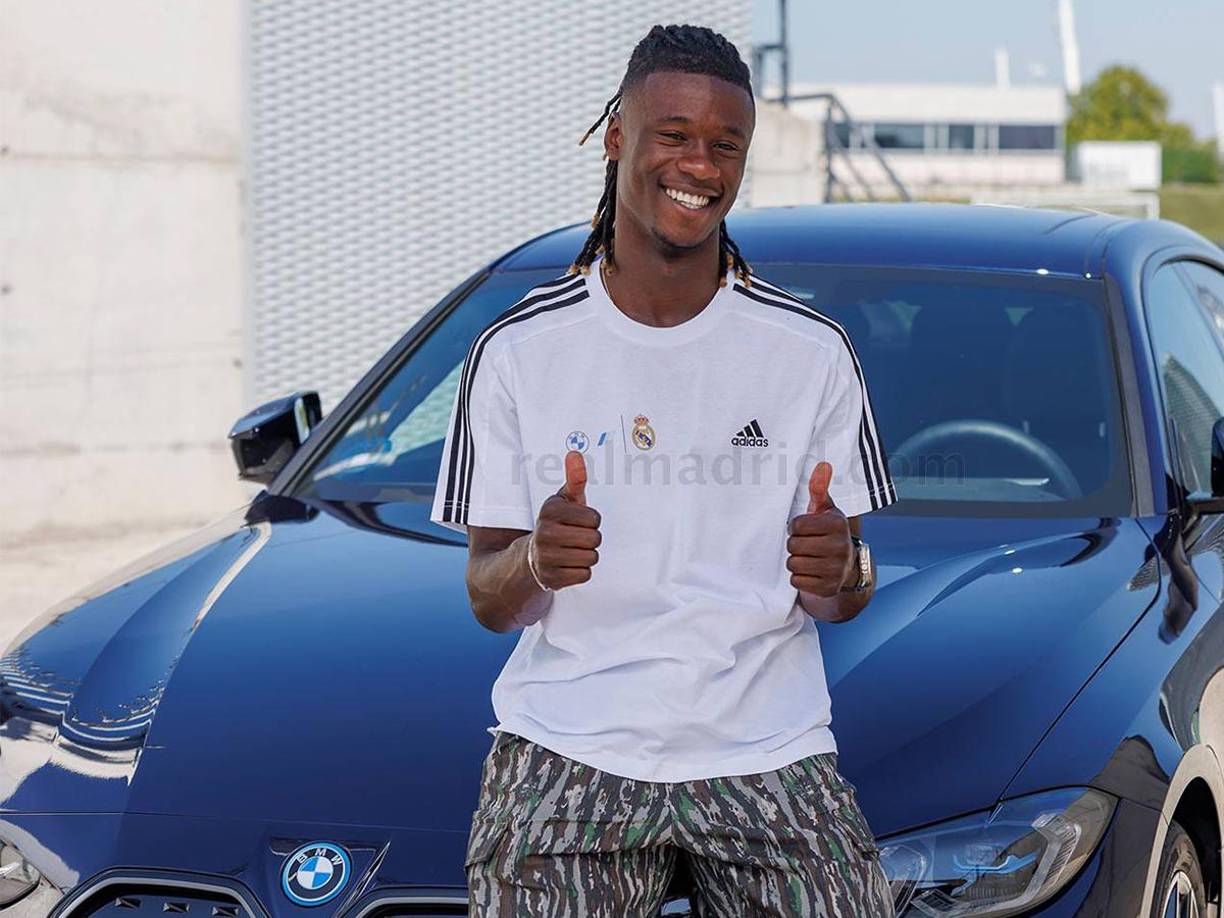  Camavinga: El francés optó por el BMW i4 M50, tiene un precio de 79.550 euros.