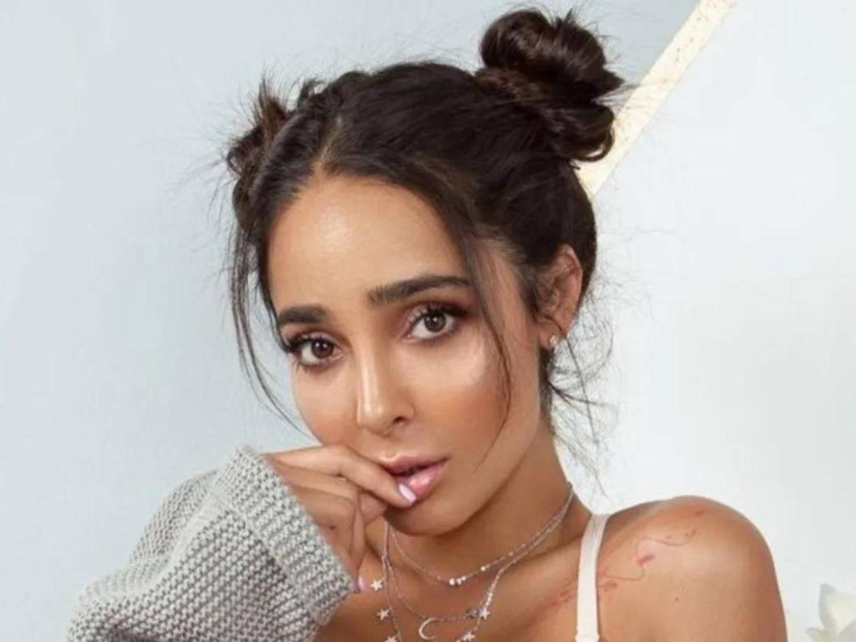 Manelyk González, quien es conocida por su exitoso paso por Acapulco Shore, acaparó los reflectores en redes sociales durante las últimas horas debido a que dio a conocer que pudo haber perdido la vista debido a un tratamiento estético al que se sometió algunos meses, por lo que la modelo y ahora también actriz ofreció todos los pormenores de su estado de salud y confesó si tiene previsto volver al quirófano para realizarse algún nuevo “arreglito estético”.