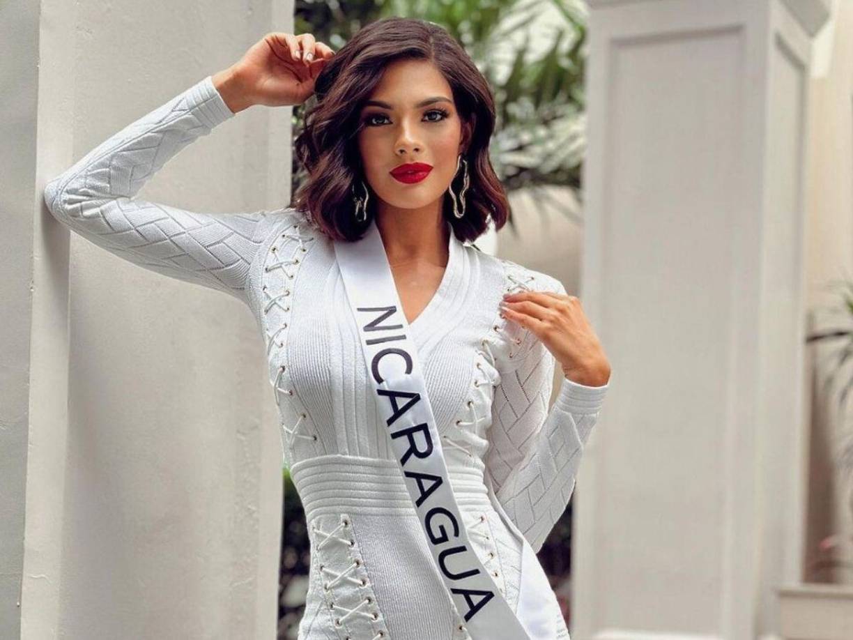 “Lo he experimentado (los episodios de ansiedad), de hecho no hace mucho tiempo tuve ataques de ansiedad por el cambio de estaciones, por el cambio de las temporadas y es normal sentirte mal y es nomal un día no quererte levantarte de la cama”, contó.