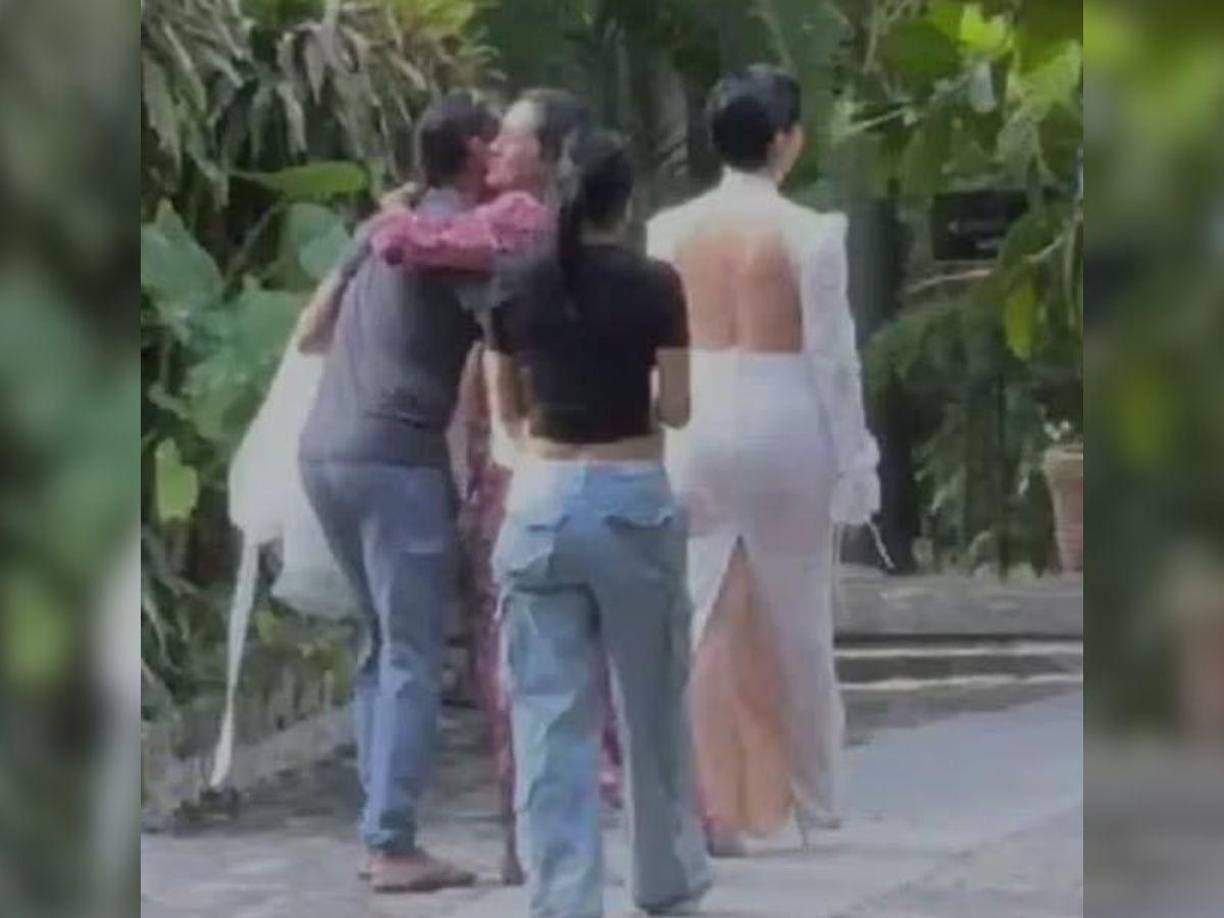 Este miércoles 24 de julio Ángela Aguilar y Christian Nodal contrajeron matrimonio en una ceremonia privada, la cual se llevó a cabo en la hacienda San Gabriel de las Palmas, localizada en el estado de Morelos, aledaña del lago de Tequesquitengo.