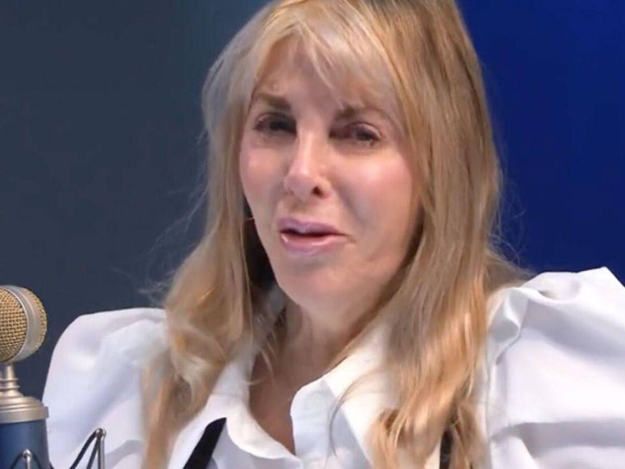 Ahora la conductora de televisión se robó todos los reflectores después de reunir a todos los participantes de “La Casa de los Famosos México” para hablar sobre la mamá de Luis Miguel. La famosa lanzó un importante mensaje que inmediatamente acaparó la atención de los televidentes.