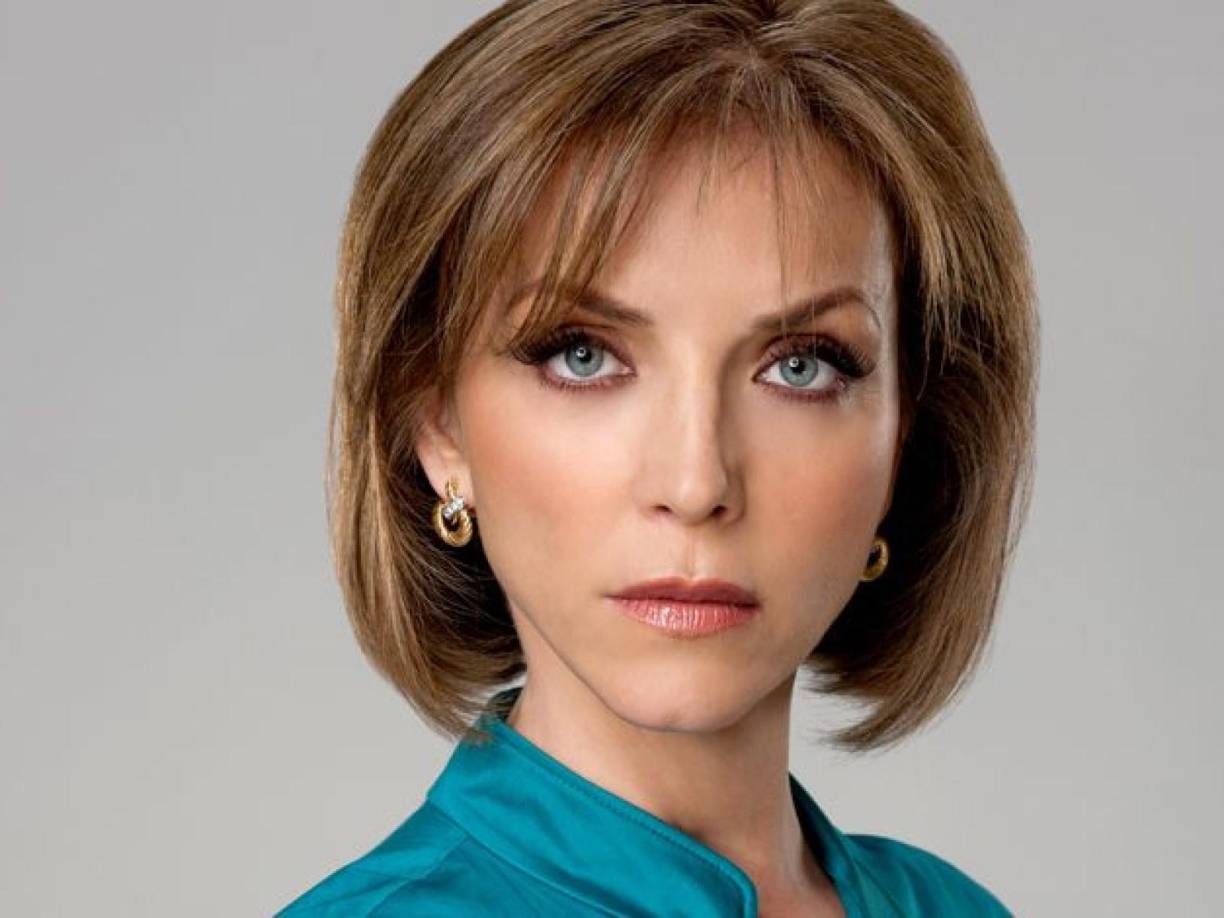 Según dijo en el programa ‘En compañía de’ en el 2015, esto se debió a que tomó la decisión de casarse de manera apresurada: “El 2013 fue un año de decisiones difíciles, tomar una decisión si me iba, si me quedaba (entre Miami y México). En ese mismo año me caso. (...) Me casé porque estaba muy vulnerable y pensé que en él iba a encontrar este refugio, esta seguridad que me estaba faltando”. Asimismo, dijo que el hombre en cuestión no tenía “un buen entendimiento” con sus hijos.