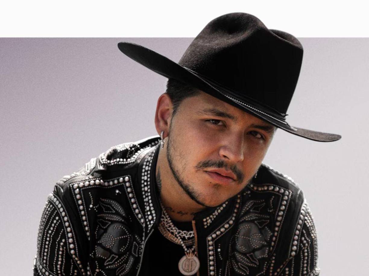 “Yo soy bello, tú eres bella, todos somos bellos”, dijo el intérprete de ‘Botella tras botella’ en un video sobre el mensaje de la revista.