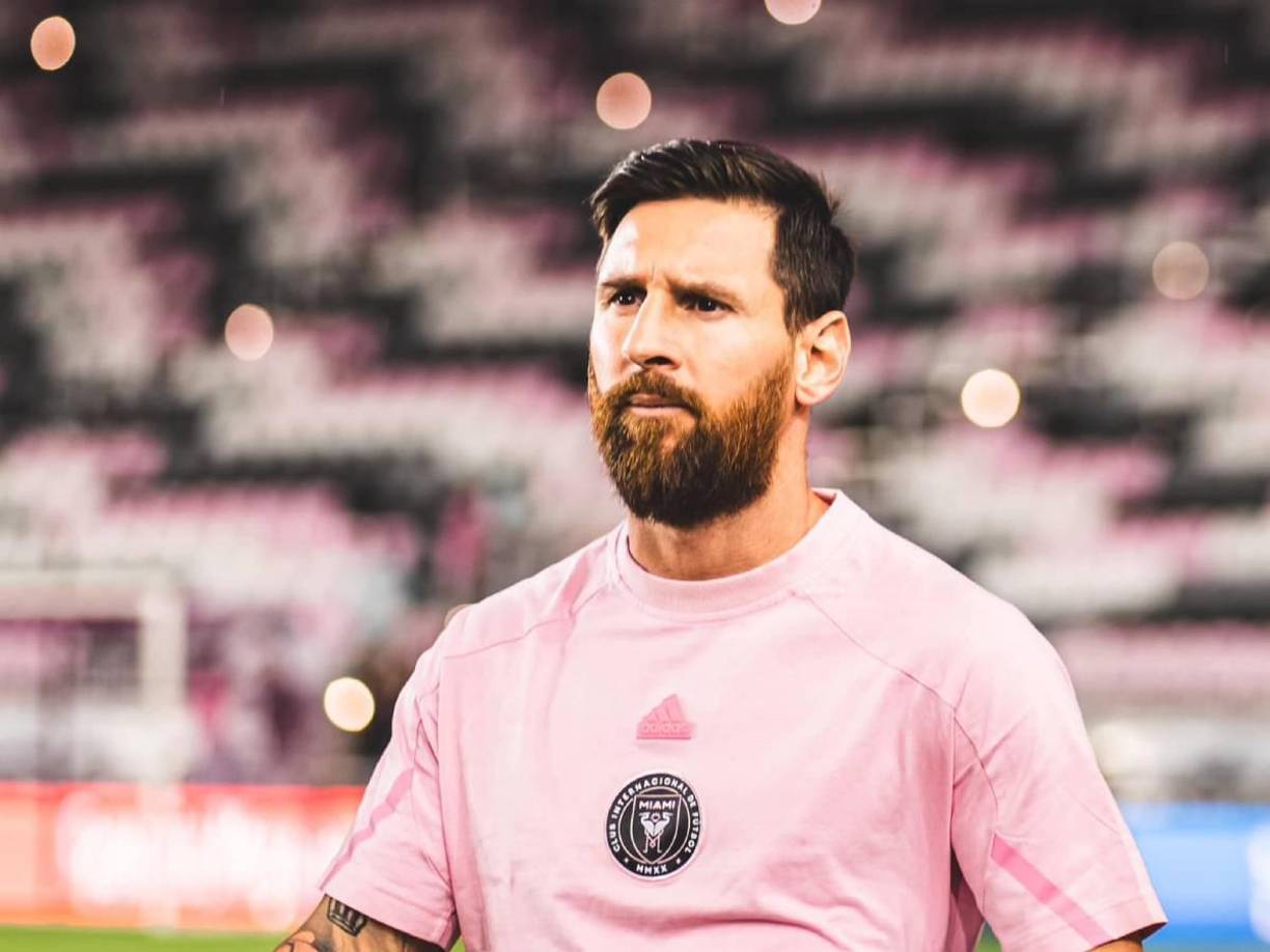 La fundación del argentino se ha destacado por su apoyo a programas de salud y educación infantil en todo el mundo, un esfuerzo que complementa su impacto como una de las figuras más influyentes del deporte.