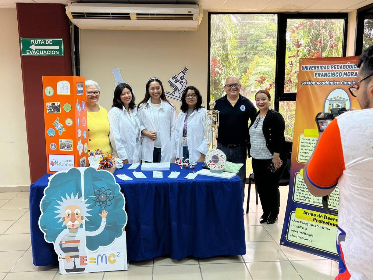 Cabe destacar, que los estudiantes de las diferentes carreras de la Upnfm-SPS se han preparado con anterioridad para recibir a los estudiantes y mostrarles con sus habilidades y destrezas el nivel de profesionalismo adquirido en su vida universitaria.