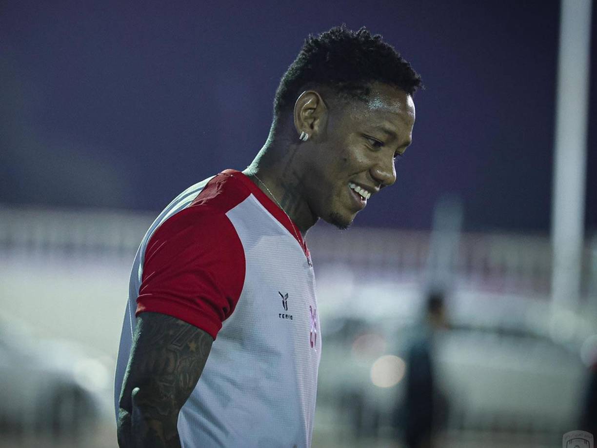 En redes sociales se manejó que la demanda se interpuso por un millón de dólares. ”Fue una cantidad bastante jugosa, no voy a decir cuánto, pero pienso que sí me recompensó”, confesó Oseguera.