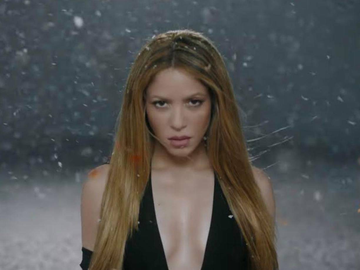 “<b>Ahora tú quieres volver se te nota. Espérame ahí que yo soy idiota</b>”. Shakira lanzado indirectas a su expareja. 