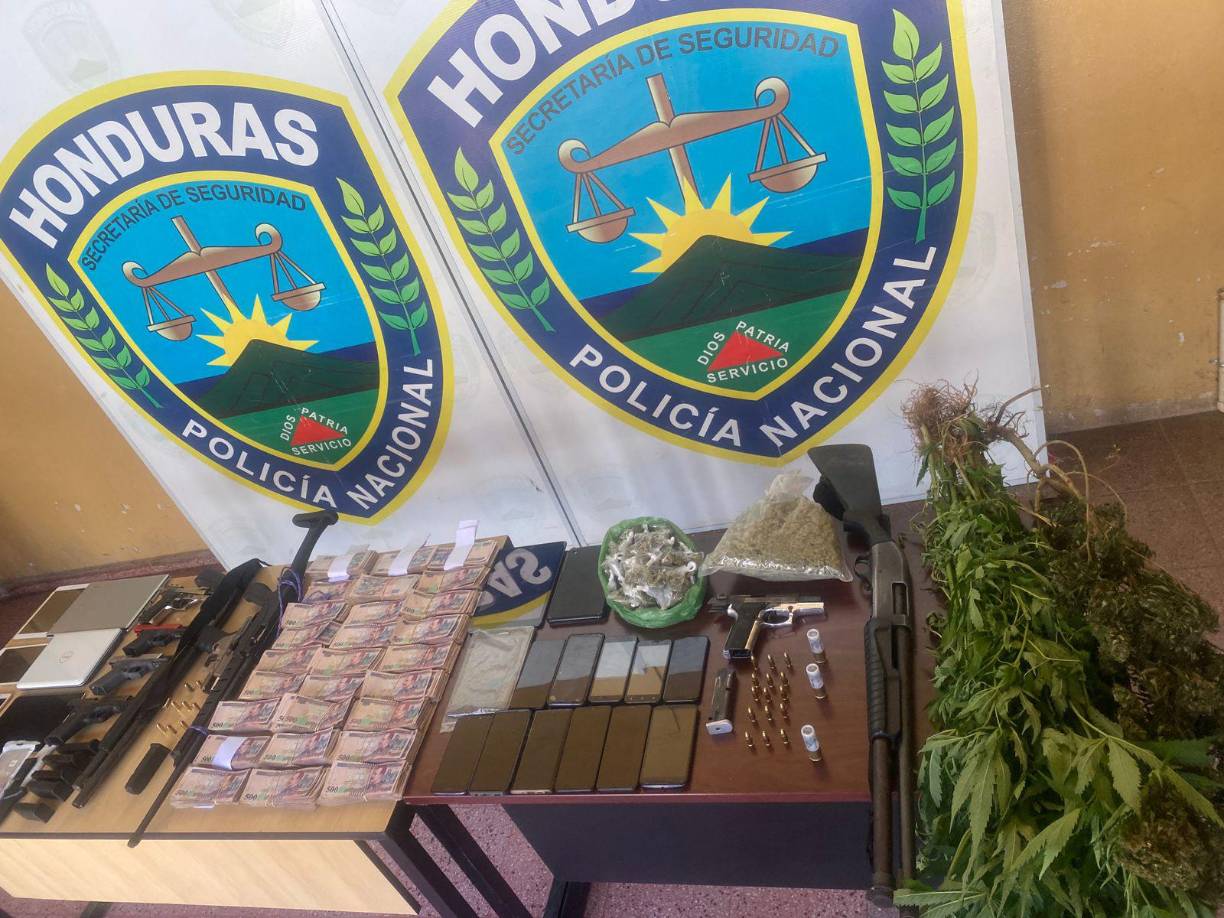 Con lo anterior expuesto en los medios internacionales y en el marco de la Operación Candado, la DPI logró capturar a cinco sujetos en la aldea El Pedernal logrando decomisarles armas de fuego, droga y dinero en efectivo.