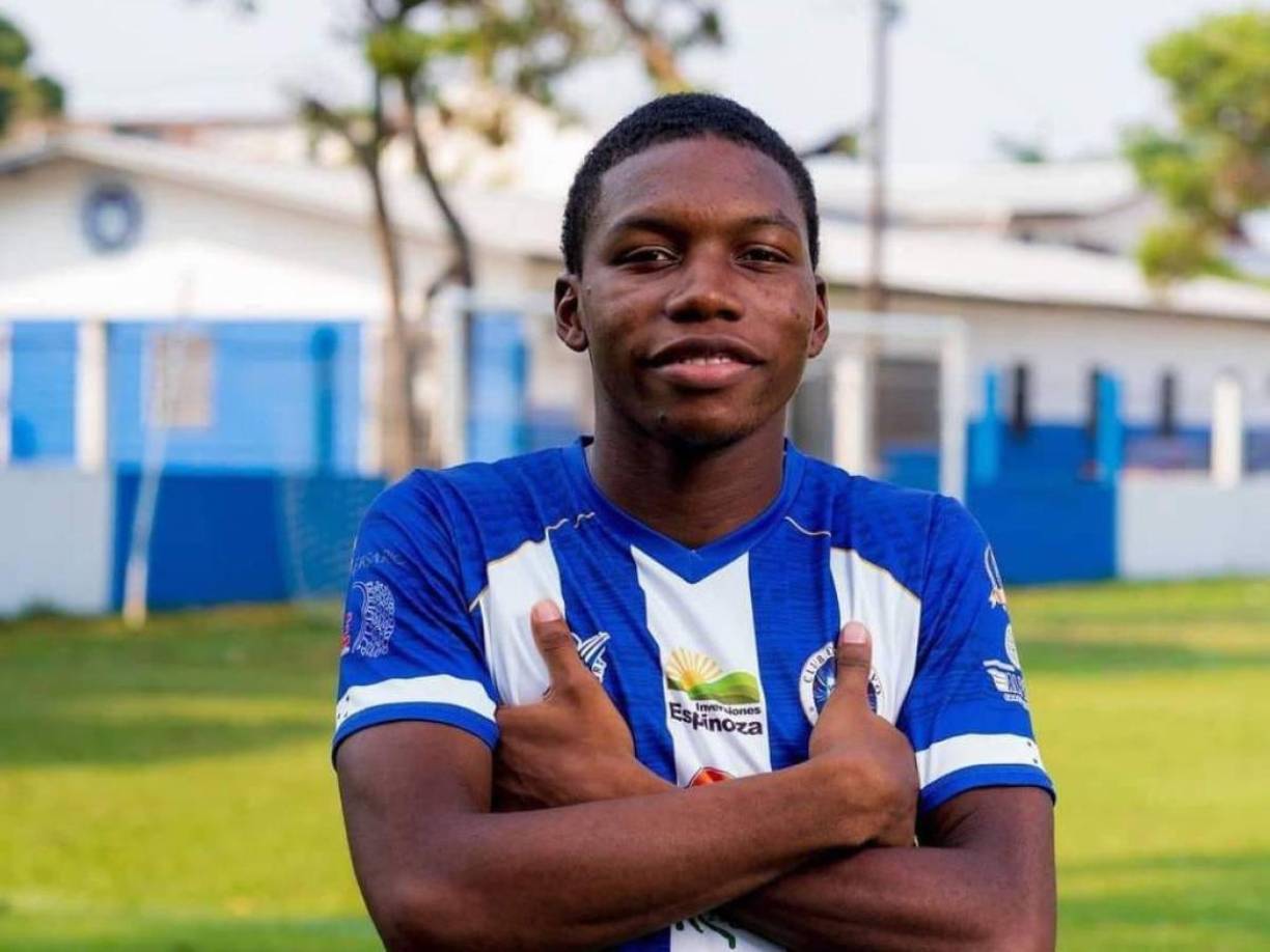 Milton Núñez: Según información del programa Minuto 90, el joven lateral del Victoria estaría en la órbuta del Motagua para la próxima campaña. El chico es uruguayo y es hijo del gran exgoleador Tyson Núñez.