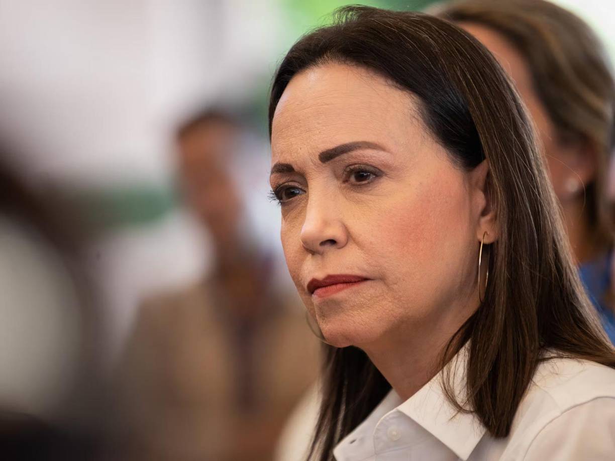 También señaló a la líder opositora María Corina Machado de recibir recursos ilícitos destinados a “llevar al país al caos”.