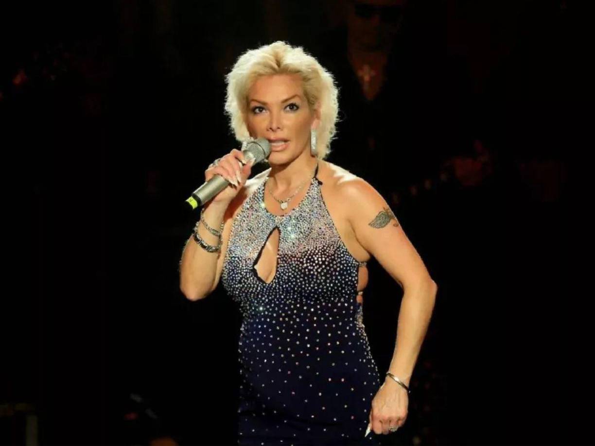 “Afortunadamente, el resultado de esta cirugía fue favorable y me encuentro muy bien, recuperándome en casa”, informaron.