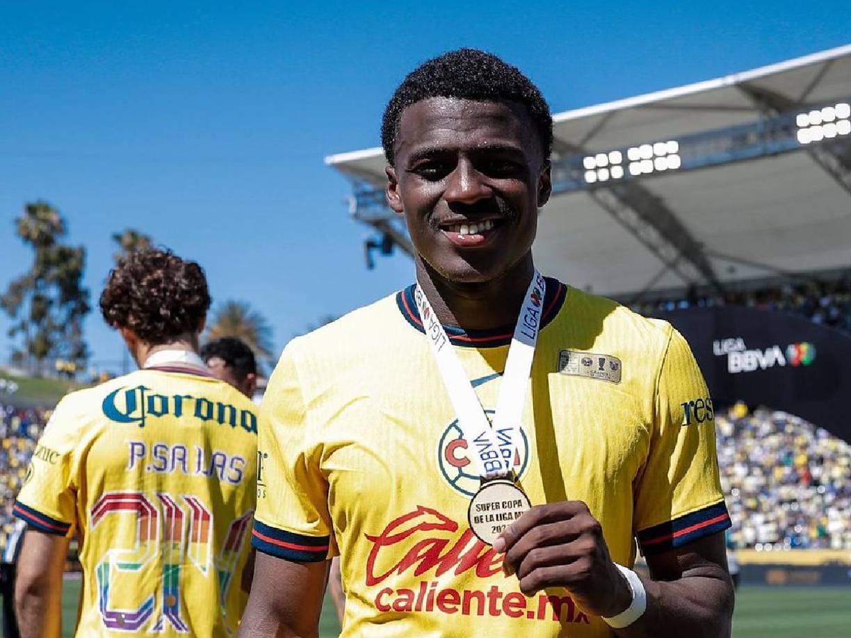 El último caso que ha causado revuelo es el de Javairo Dilrosun, actual jugador del América de México que ha decidido jugar para la Selección de Concacaf y no hacerlo para una europea.