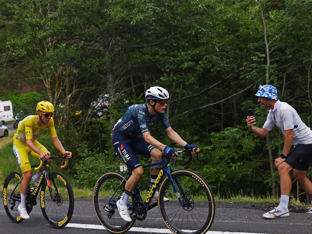 En una entrevista reciente, uno de los representantes del equipo, Arne Houtekier, afirmó en declaraciones a Het Laatste Nieuws que, a pesar de su promesa en el ciclismo, Tuur Hancke se retiraría pronto.