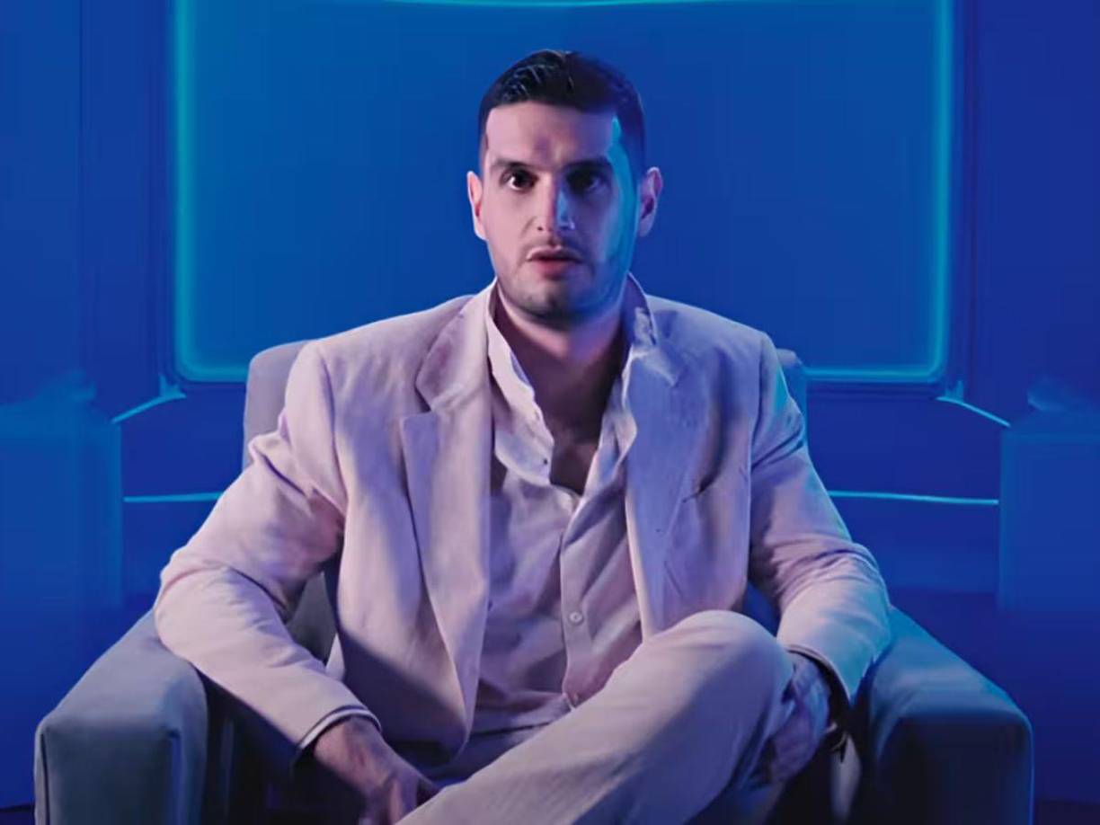 Adrián Marcelo, participante de La Casa de los Famosos México 2 se robó todos los reflectores. Pues anoche se burló de “La Academia” al asegurar que fue el reality en el que él participa el más visto de la noche.