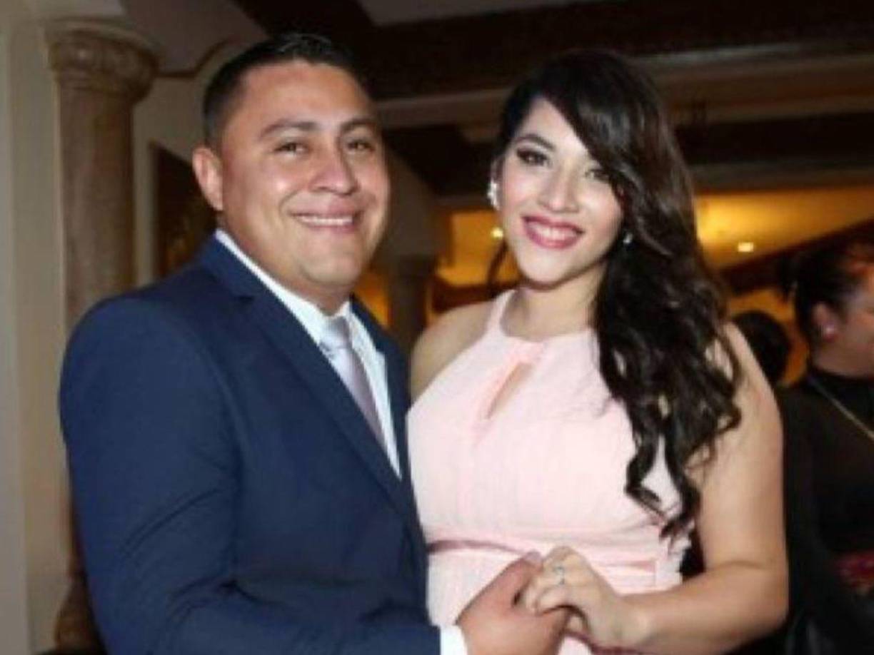 Sorpresivamente, el 8 de noviembre de 2018 durante un programa en vivo, la presentadora de televisión Carolina Lanza, confirmó que está separada de su pareja. 