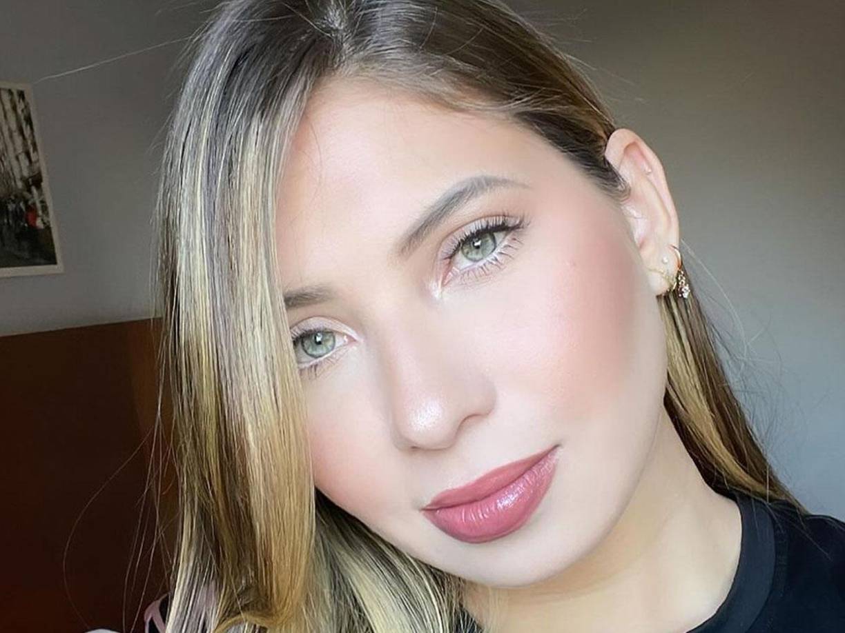 La ceibeña Annie Córdova ha presumido lo bien que la ha pasado por Europa en los últimos meses. 