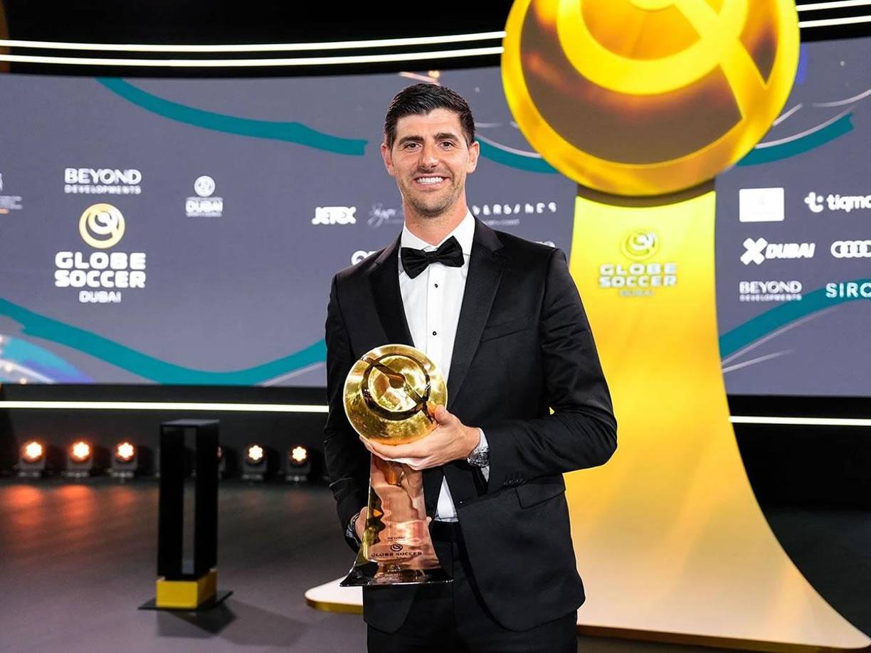 Thibaut Courtois recibió un premio a la carrera en activo por su la gran trayectoria que está teniendo, ahora como figura en el arco del Real Madrid.