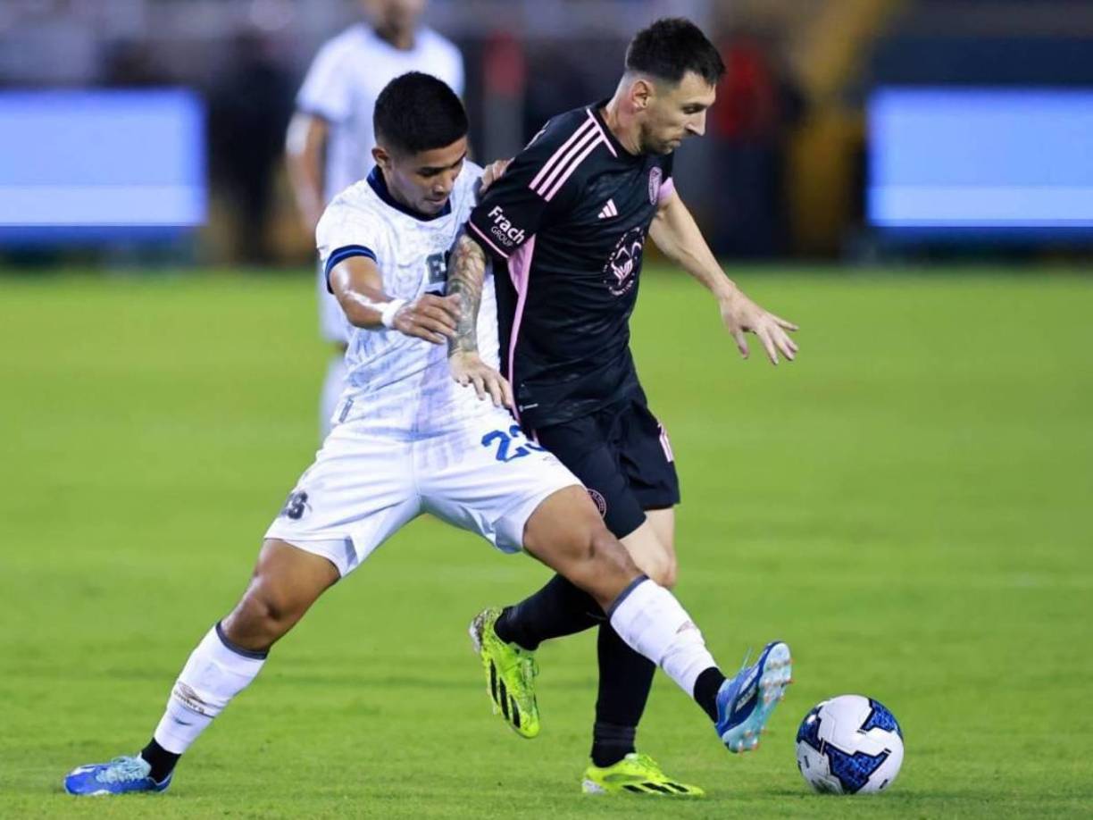 El boleto más caro en el estadio Cuscatlán para ver a Messi y el Inter Miami fue de 475 dólares, poco más de 12 mil lempiras.