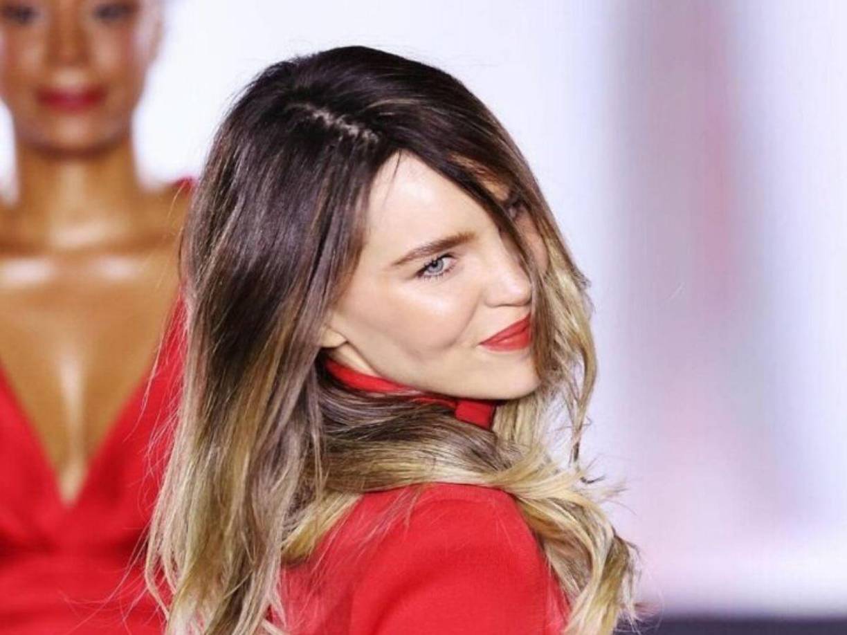 La cantante Belinda enfrenta una nueva polémica. Esta vez se dice que estaría en algún tipo de problema económico que le impidió seguir pagando la renta de la lujosa mansión donde vivía con sus padres. 