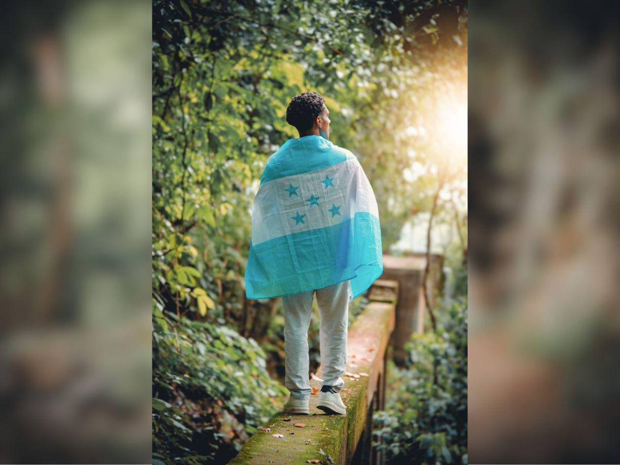 De acuerdo al creador de contenido, la realización de este video les llevó semanas de preparación ya que grabaron en diversos lugares de Honduras. 