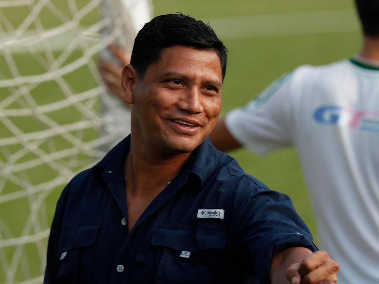 Según informes, el exfutbolista Óscar Bonilla huyó desde el pasado jueves 28 de septiembre, es decir, un ía antes de que llegaran los de la ATIC.