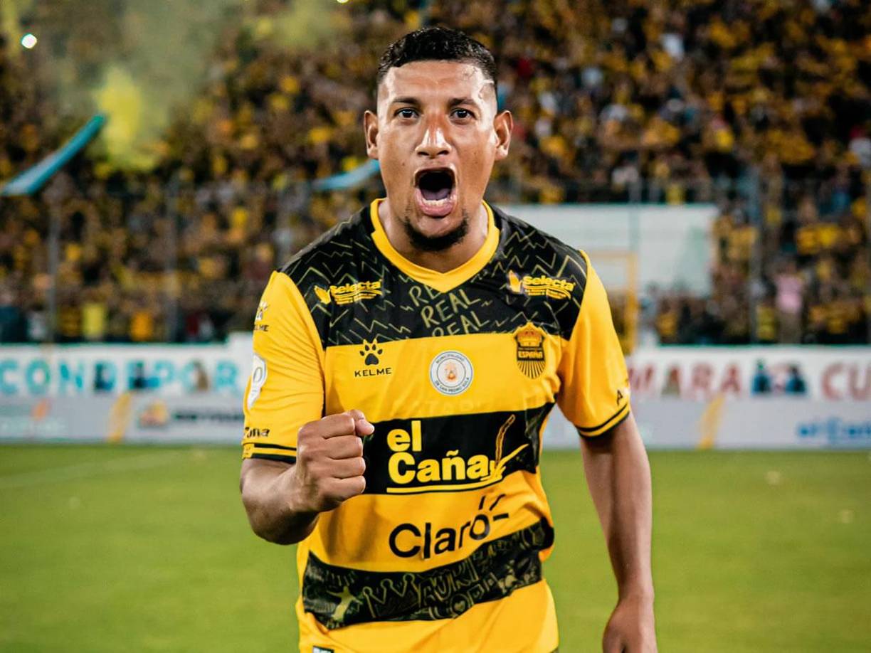 Bryan Acosta - El centrocampista hondureño no continuará en el Real España y se marchará al Nashville SC de la MLS para la temporada 2025. ¡Se convierte en nuevo legionario!